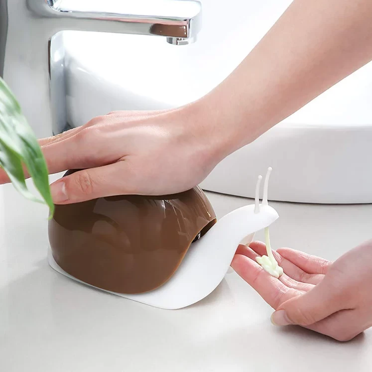 0226 PORTABLE SNAIL SHAPE LIQUID SOAP DISPENSER
